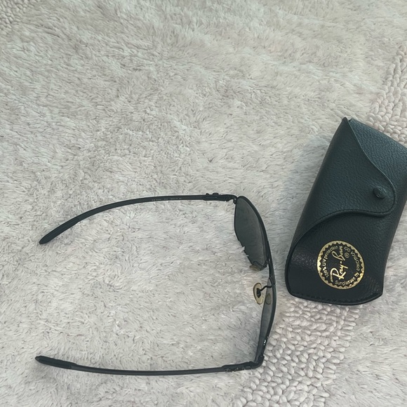 Ray-Ban RB8302 Carbon Fiber Sunglasses Black Frame Green Lenses Made in Italy - Picture 5 of 11